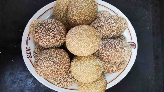 Onde-Onde dari Depot Han Tjwan Sing (HTS) di Malang